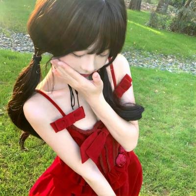 红色八爪女
